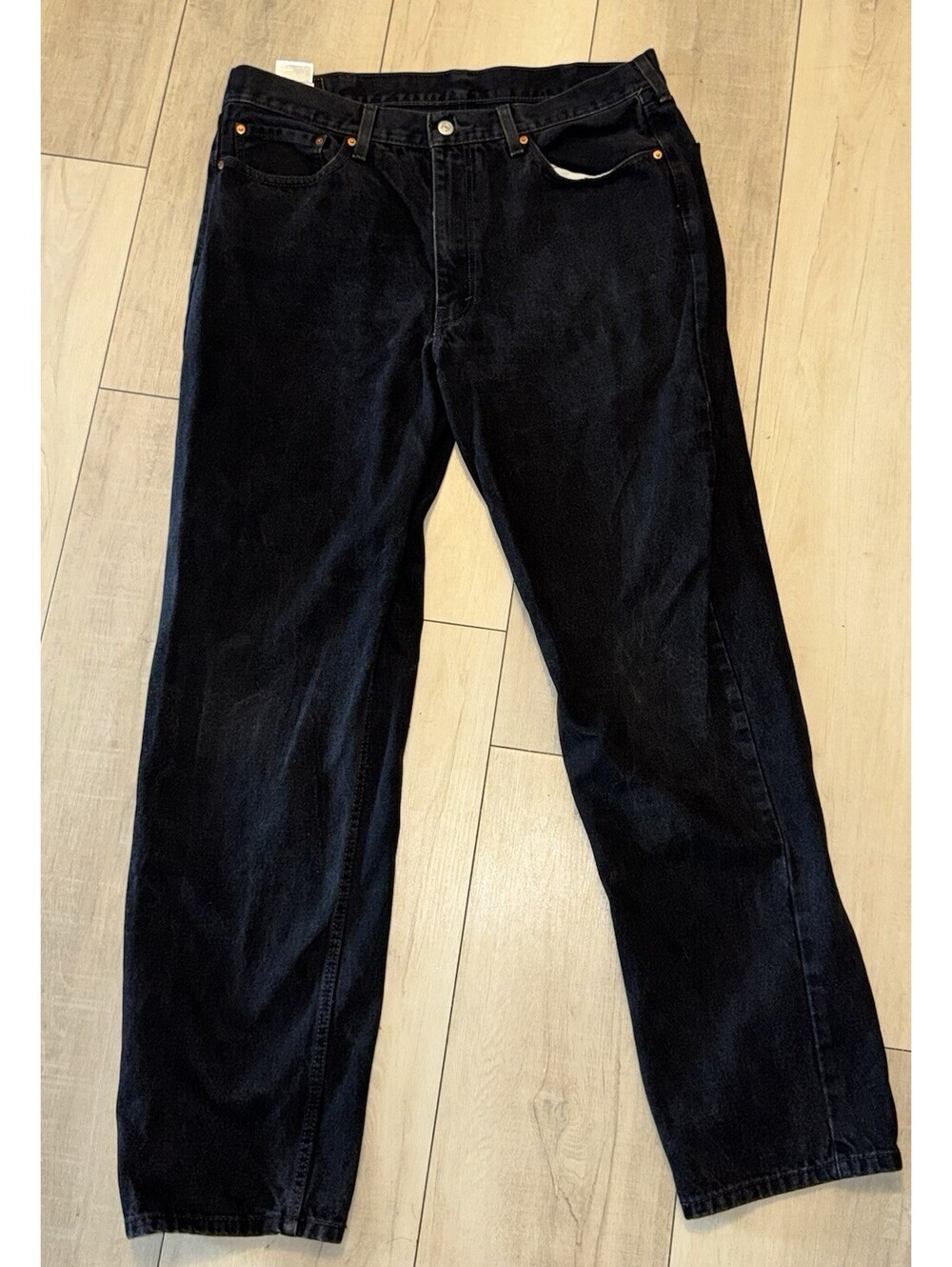 Levis 550-Relaxed Fit Jeans-Mens 38x36/ Tapered Leg / Black Denim